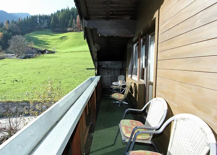 In Fuegen Near Slopes * 乌登斯