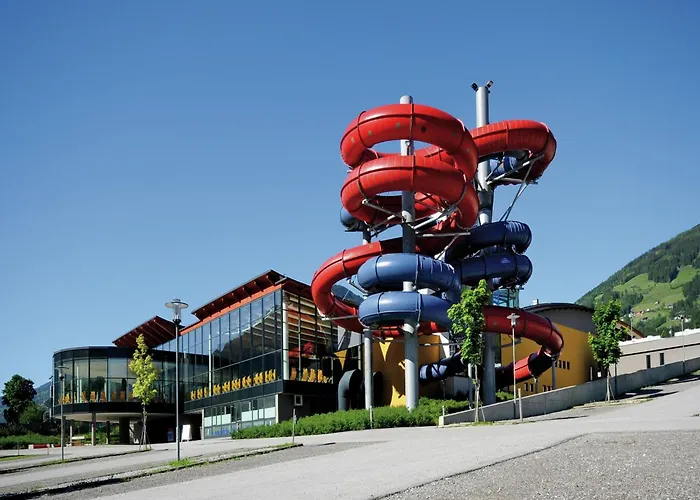 In Fuegen Near Slopes 公寓 *